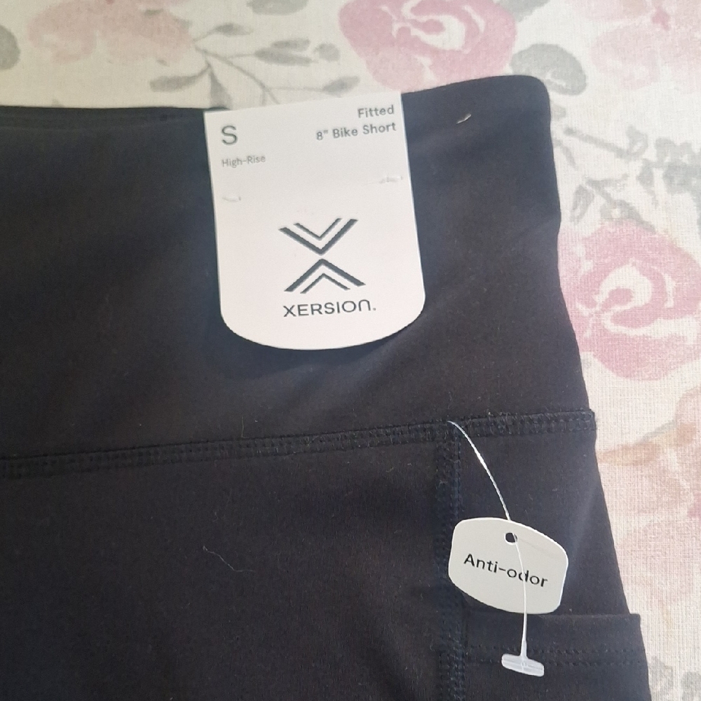 Xersion 8" Bike Short - Picture 5 of 8